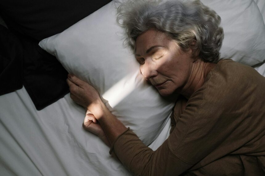 Medical illustration showing sleep deprivation effects on cardiovascular inflammation markers
