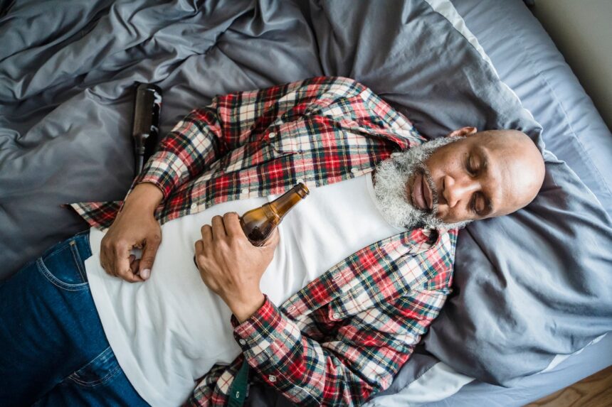 Infographic showing alcohol's effects on growth hormone suppression and sleep fragmentation in the second half of sleep