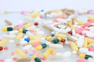 Pharmaceutical industry executive leadership transitions and corporate changes