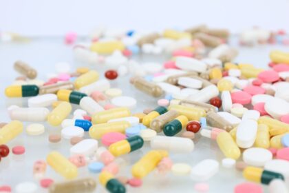 Pharmaceutical industry executive leadership transitions and corporate changes