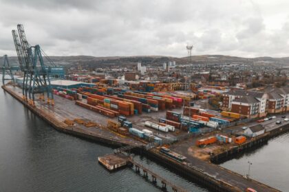 UK pharmaceutical regulatory documentation showing parallel import licence statistics