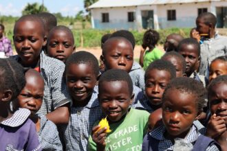 Children walking to school in Mali amid security concerns and humanitarian crisis
