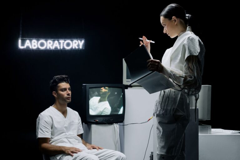 Multi-agent AI system accelerates clinical trial design using real-world patient data