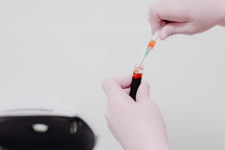 Blood test could enable early diagnosis of endometriosis, study suggests