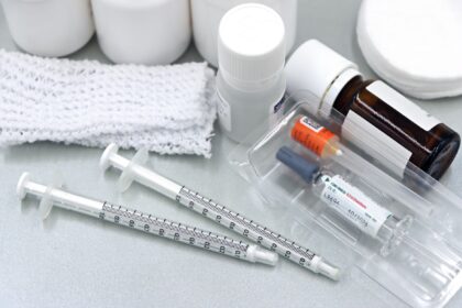 Immune aging biomarker framework domains for clinical trial implementation