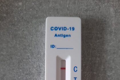 UK surveillance dashboard showing COVID-19 and influenza monitoring trends