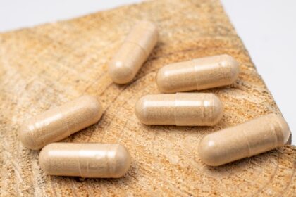 Serum testosterone levels before and after zinc restriction and supplementation in the Prasad et al. study