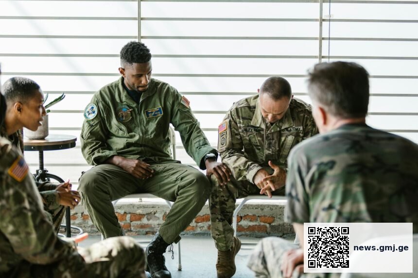 Healthcare workers providing mental health support in conflict zone setting