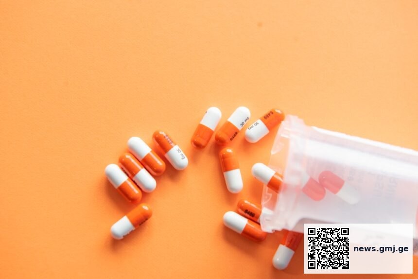 Chart showing adjusted hazard ratios for benzodiazepine discontinuation by initial prescription duration