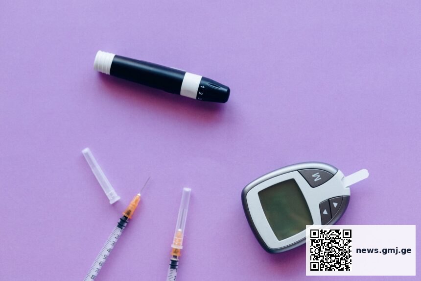 Illustration of insulin receptor with magnesium cofactor enabling glucose transporter activation