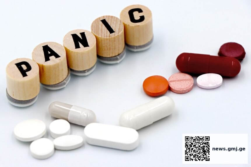 Diagram showing how antidepressants target neurotransmitters while nutraceuticals address inflammation, micronutrient deficiency, and metabolic dysfunction in depression treatment
