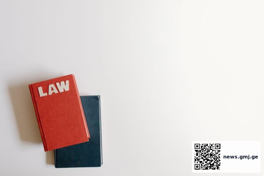 Conceptual diagram comparing legal and scientific frameworks for causation in product liability